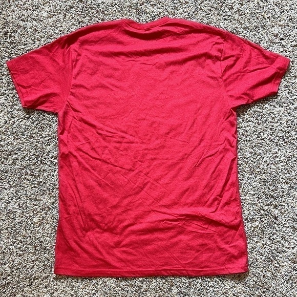 Men’s Rhodes College Red T-Shirt Class of 2028 Size L - Picture 6 of 7
